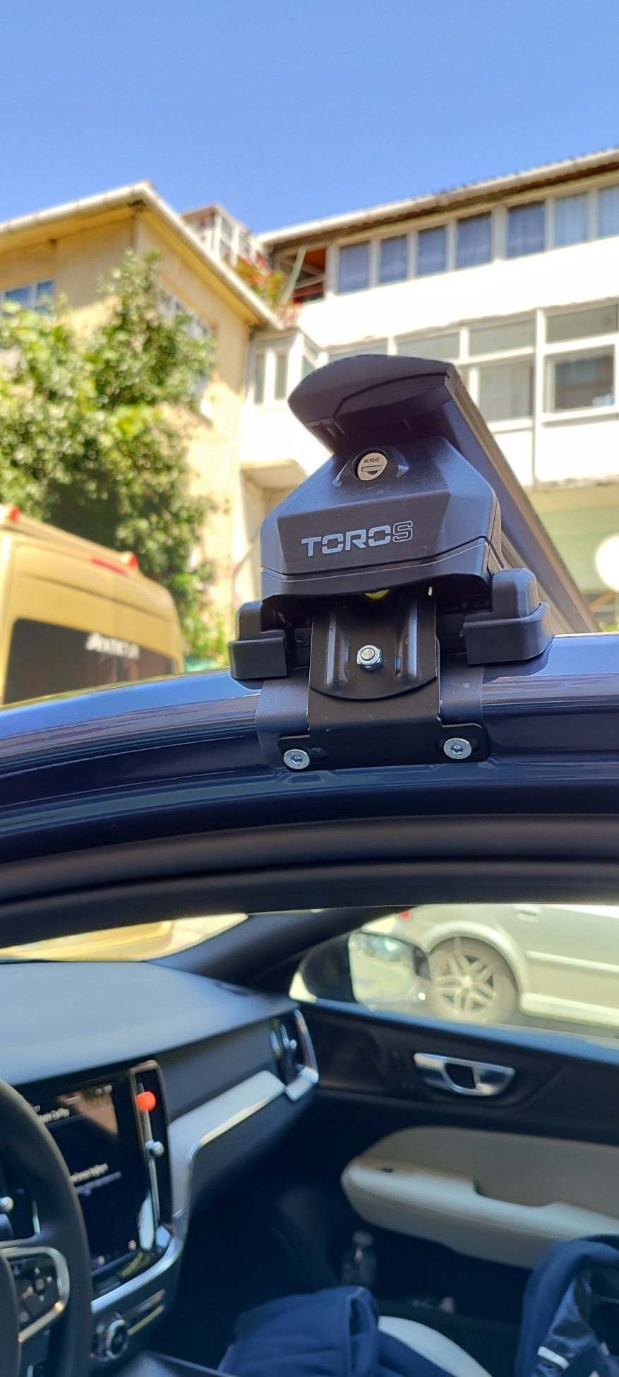 For Volvo S60 Sedan Roof Rack Cross Bar Normal Roof Alu Black 2019- Up For Volvo S60 Sedan Roof Rack Cross Bar Normal Roof Alu Black 2019- Up
